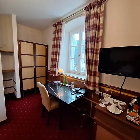 호텔 Romantik Lindner 4*