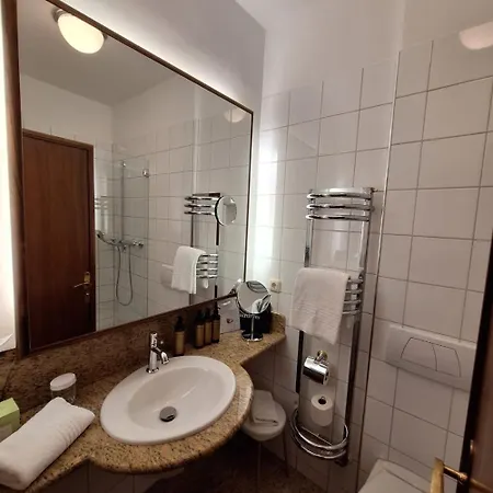 Romantik Lindner 4*