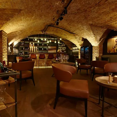 Romantik Lindner 4* 바트아이블링