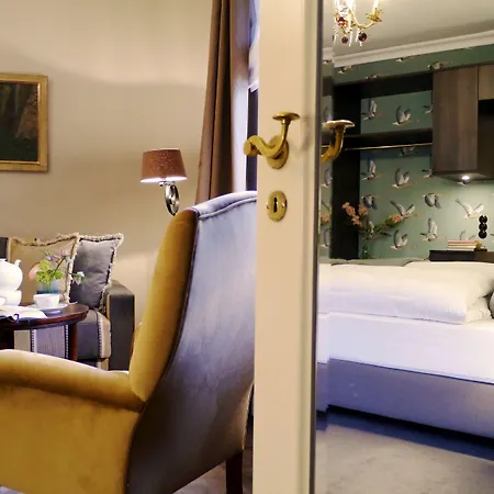 فندق Romantik Lindner 4*