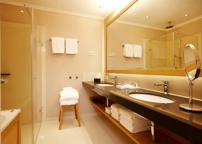 Romantik Lindner Hotell 4*